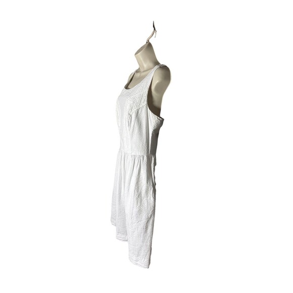Lilly Pulitzer Size 8 White Eyelet Seersucker Dress Embroidered Pockets Cotton - Picture 3 of 11